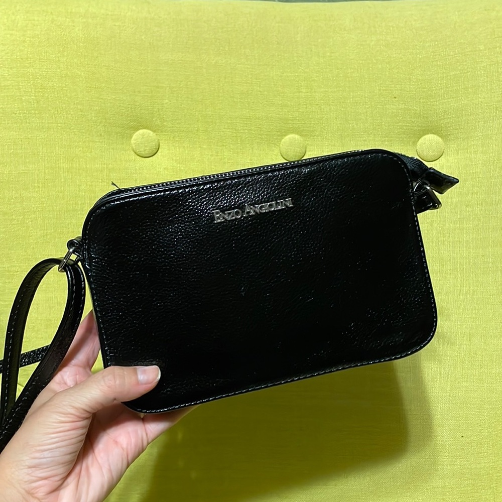 Enzo Angiolini / Small black crossbody
